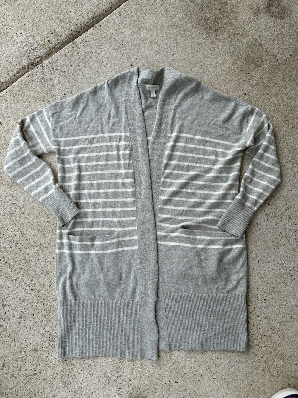 Garnet Hill Gray/White Striped Long Cardigan in Merino Wool/Cotton Knit Size XS - Picture 6 of 13